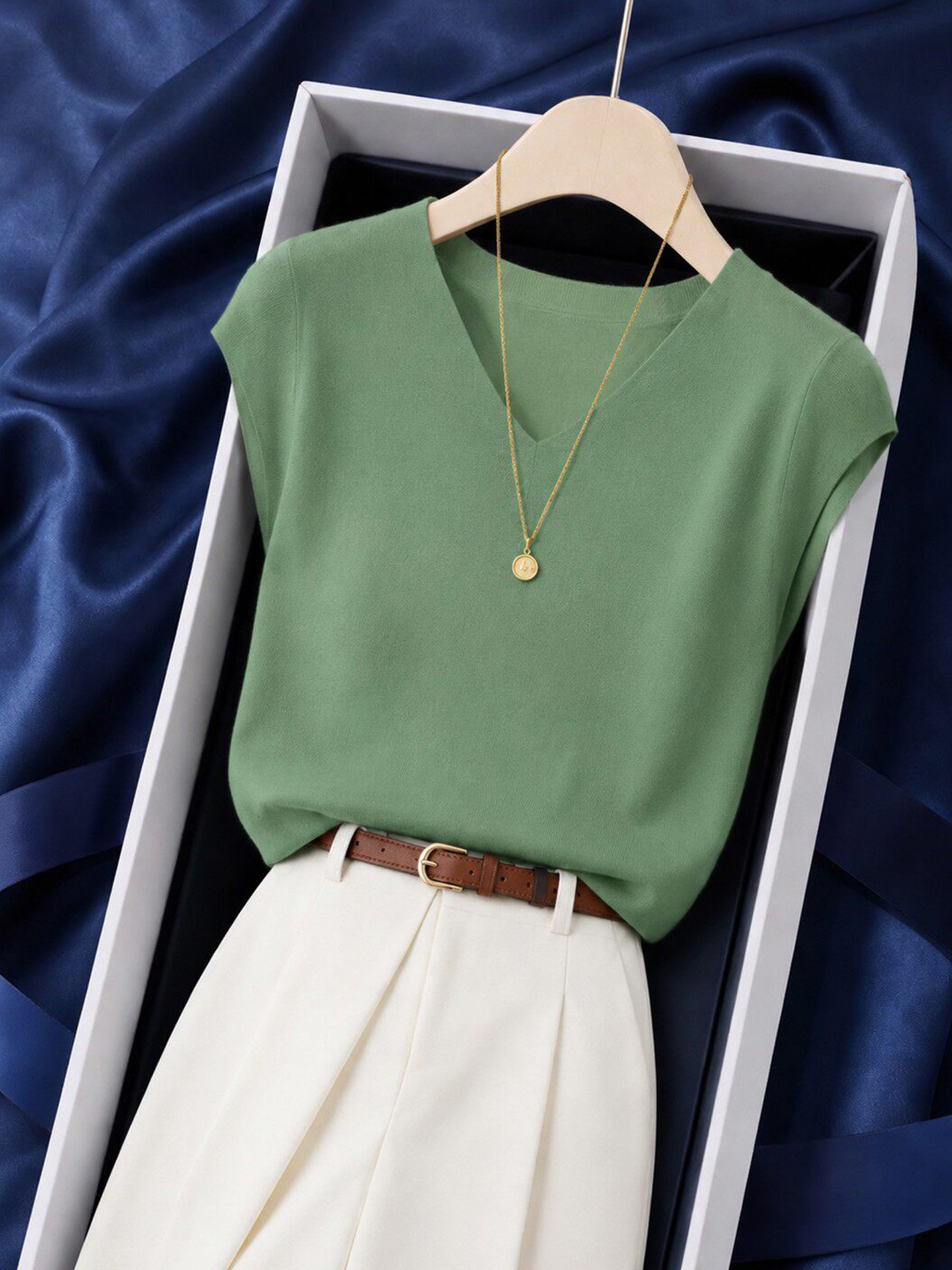 Avocado Green Sleeveless Cami Top Women 2026 Summer Korean Style